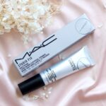 Cea mai buna baza de machiaj Mac Studio Fix Mattifine 12HR Shine-Control Primer