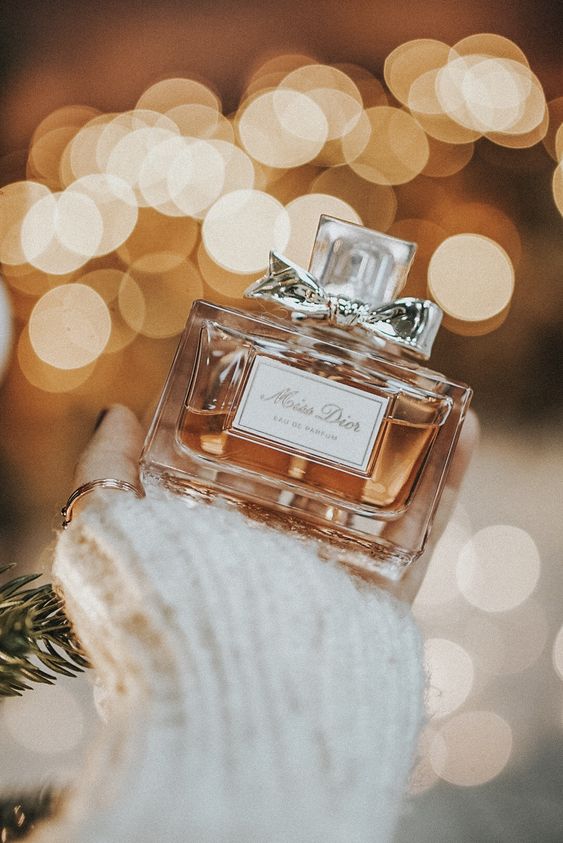 MISS DIOR